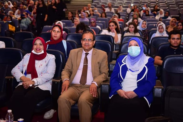 كلية التربية النوعية بسوهاج تحتفل باستقبال الدفعة الثانية من طلابها