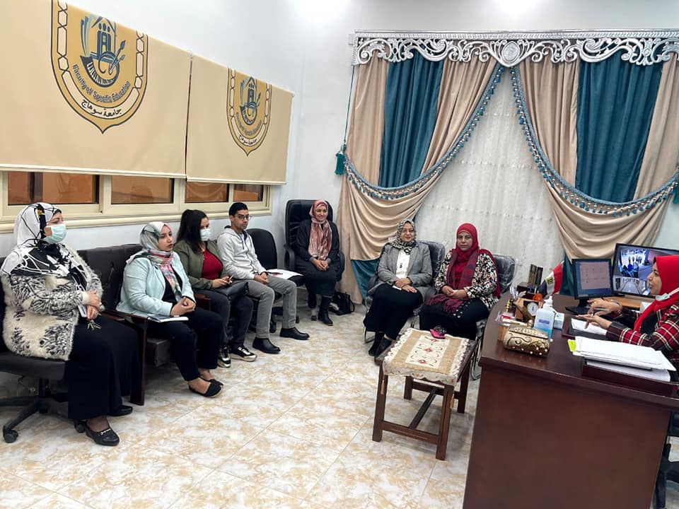 استعداد كليه التربية النوعية لاختبارات نهاية الفصل الدراسي الأول من العام الجامعي 2021 – 2022م