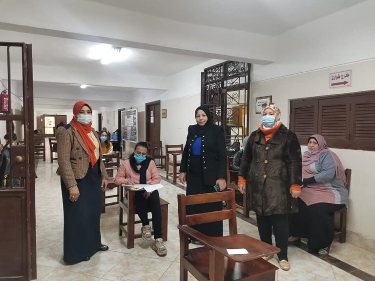 كلية التربية النوعية جامعة سوهاج تنهي اختبارات الفصل الدراسي الأول من العام الجامعي ٢٠٢١ – ٢٠٢٢