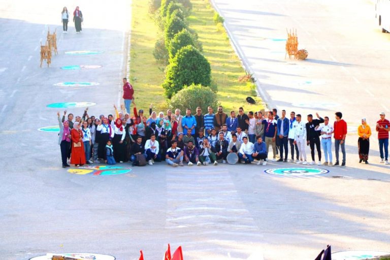 حصول كلية التربية النوعية على المركز الأول في مسابقه المهرجان الفني الثالث الرسم على الجدارية “