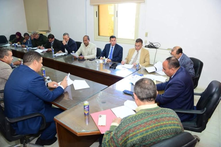 انعقاد الاجتماع الدورى لمجلس شئون خدمة المجتمع وتنمية البيئة