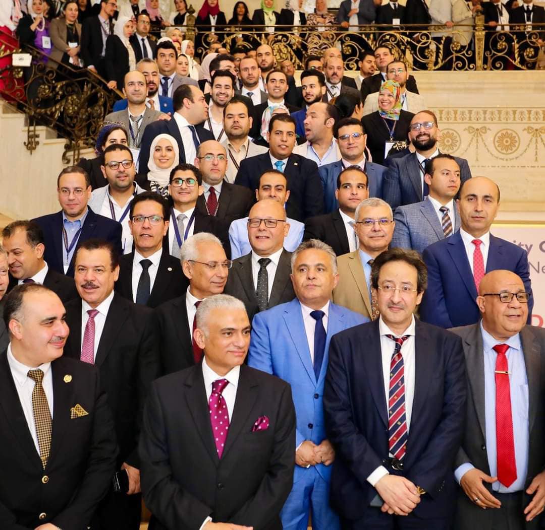 بحضور وزير التعليم العالي..رئيس جامعة سوهاج يشارك في فعاليات مؤتمر التأهيل الوظيفي بالعاصمة الادارية