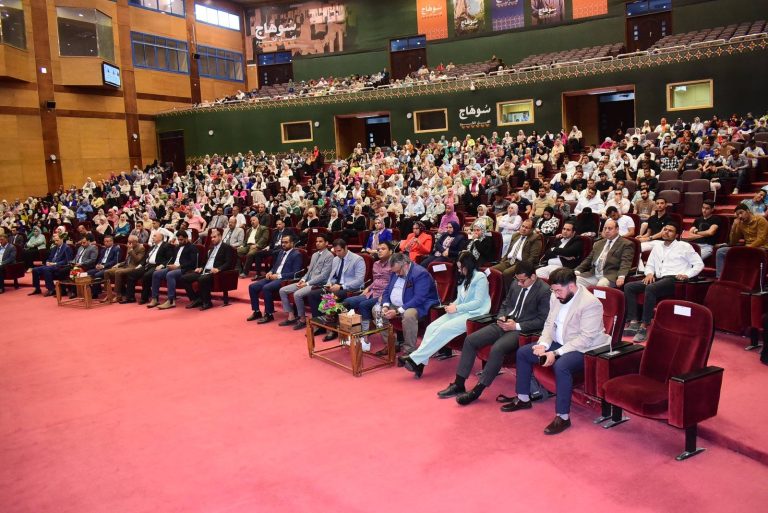 بحضور مساعد وزير التضامن ..النعماني يفتتح فعاليات برنامج اختراق سوق العمل ويؤكد علي أهمية هذا البرنامج في تأهيل شريحة كبيرة من ابنائنا الطلاب لسوق العمل