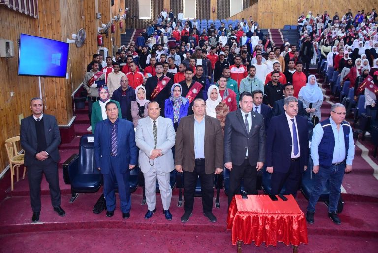 انطلاق فعاليات الأسبوع البيئي التاسع بجامعة سوهاج لدعم التمكين من أجل الاستدامة ولبيئة دامجة ومستقبل أخضر