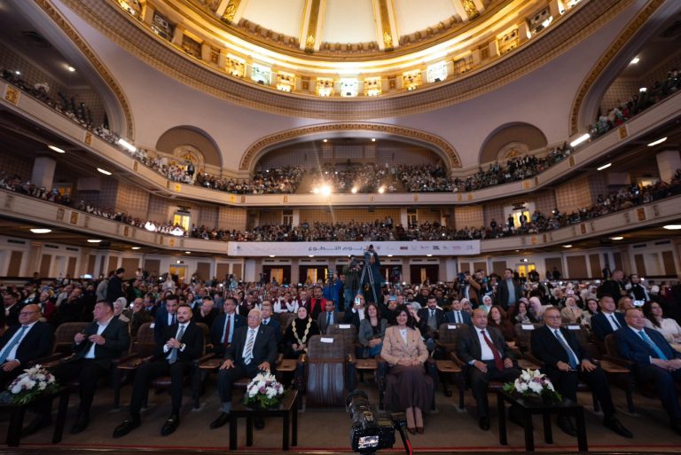 رئيس جامعة سوهاج يشهد توقيع أول ميثاق أخلاقي مشترك للتطوع في مصر