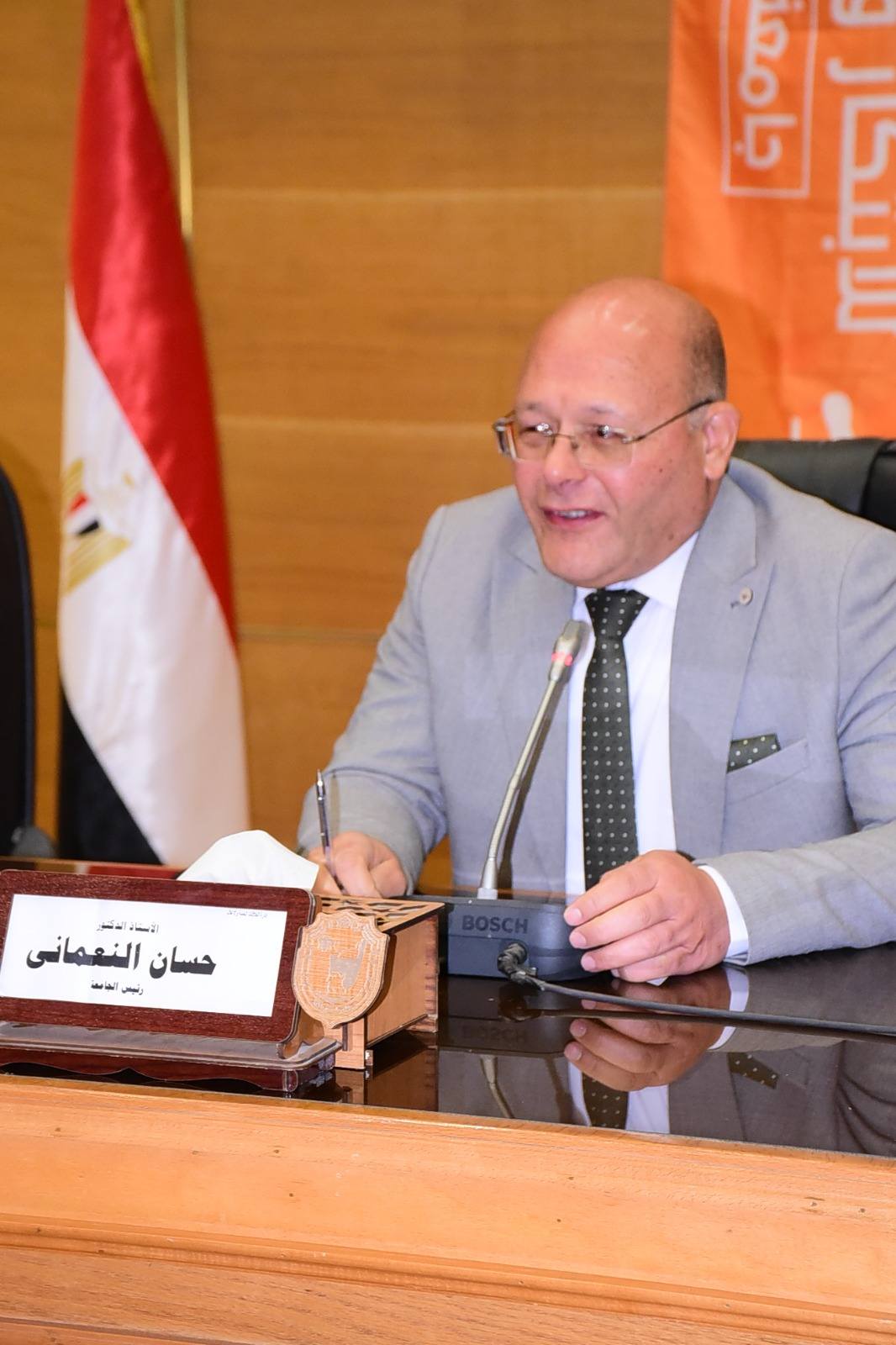 في تطوير مستمر  بجامعة سوهاج..لأول مرة إعتماد لائحة الدراسات العليا بكلية الاثار وإضافة لوائح جديدة