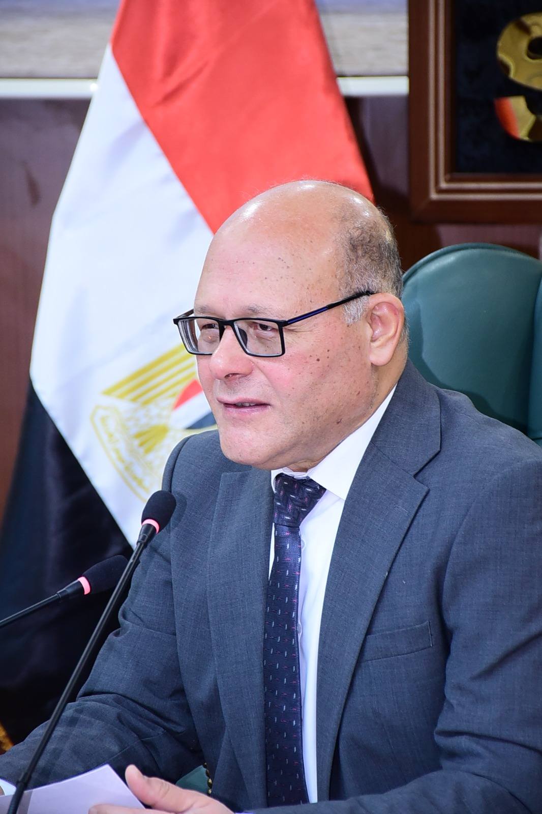 جامعة سوهاج تطلق منظومة الرعاية الصحية الشاملة للعاملين بها اعتبارا من اليوم